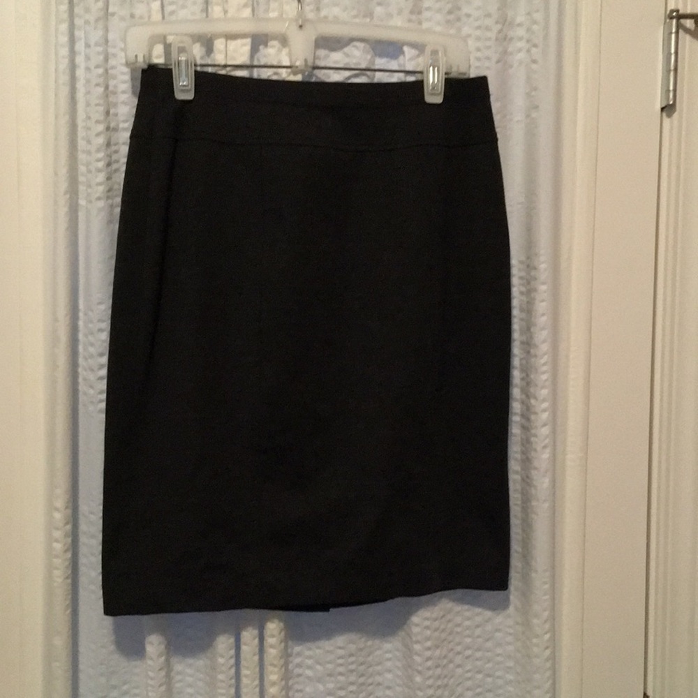 Grey skirt